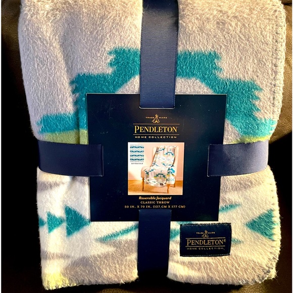 Pendleton Bedding Pendleton Home Collection Reversible Throw Poshmark